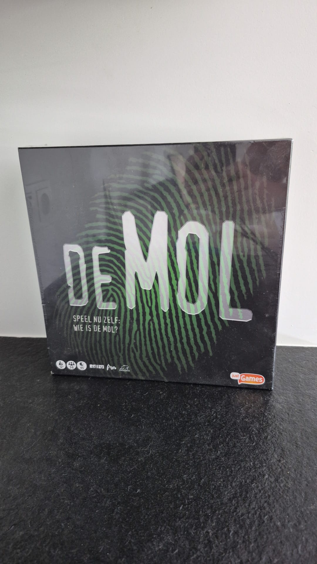 Wie is de Mol? Spee; nu zelf: wie is de mol het bordspel