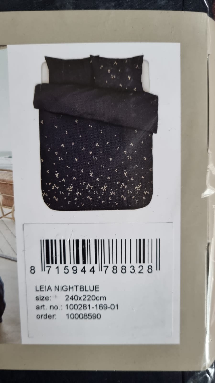 Essenza Leia Nightblue dekbedovertrek percale katoen 200TC geborduurde madeliefje, daisy