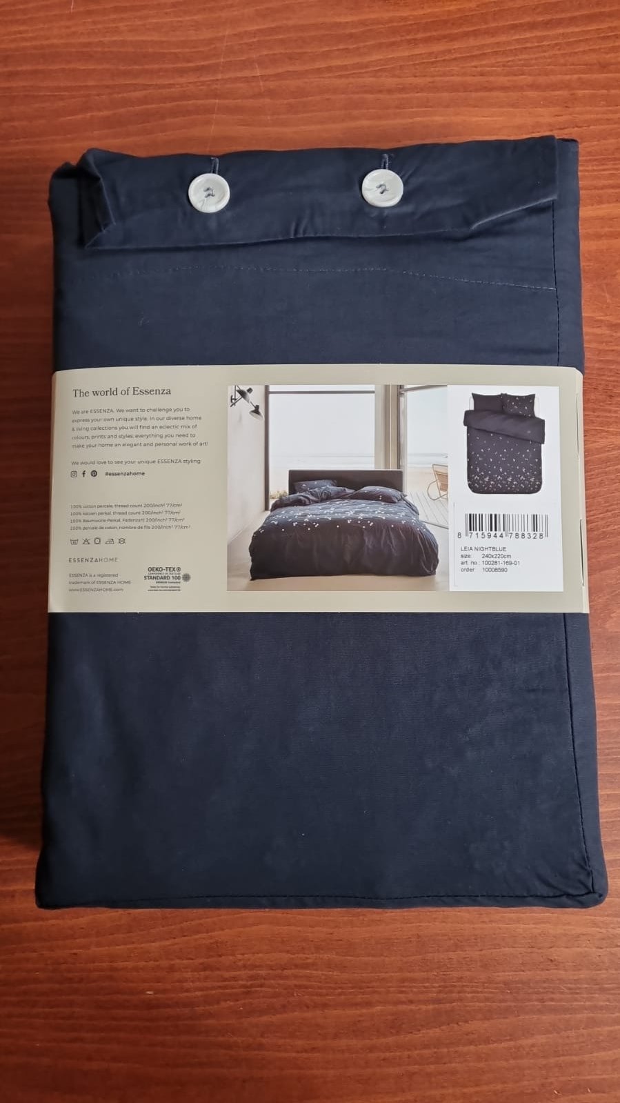 Essenza Leia Nightblue dekbedovertrek percale katoen 200TC geborduurde madeliefje, daisy