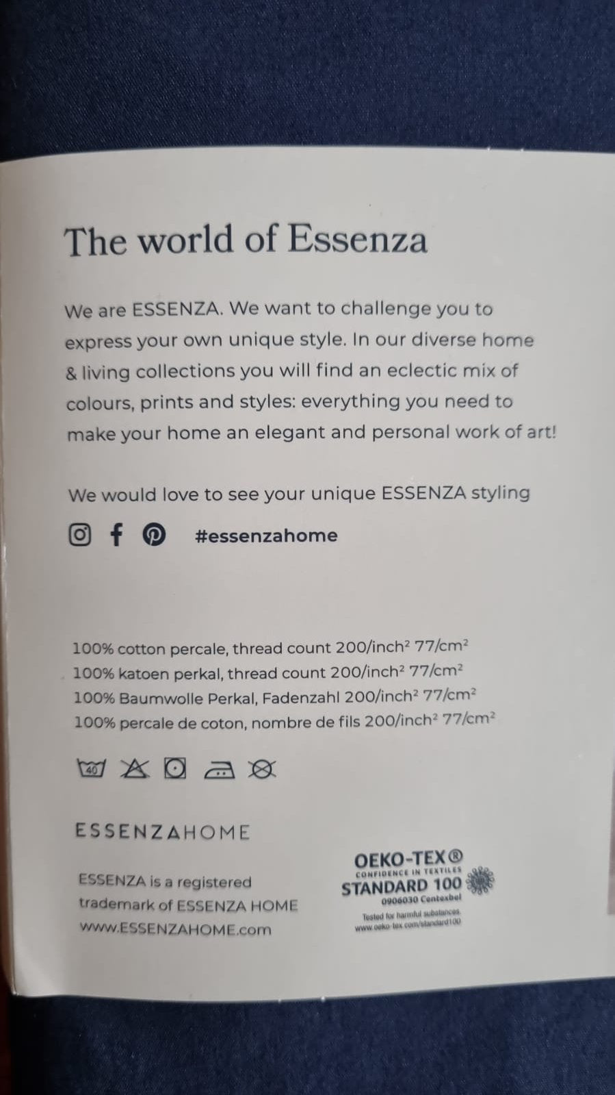 Essenza Leia Nightblue dekbedovertrek percale katoen 200TC geborduurde madeliefje, daisy