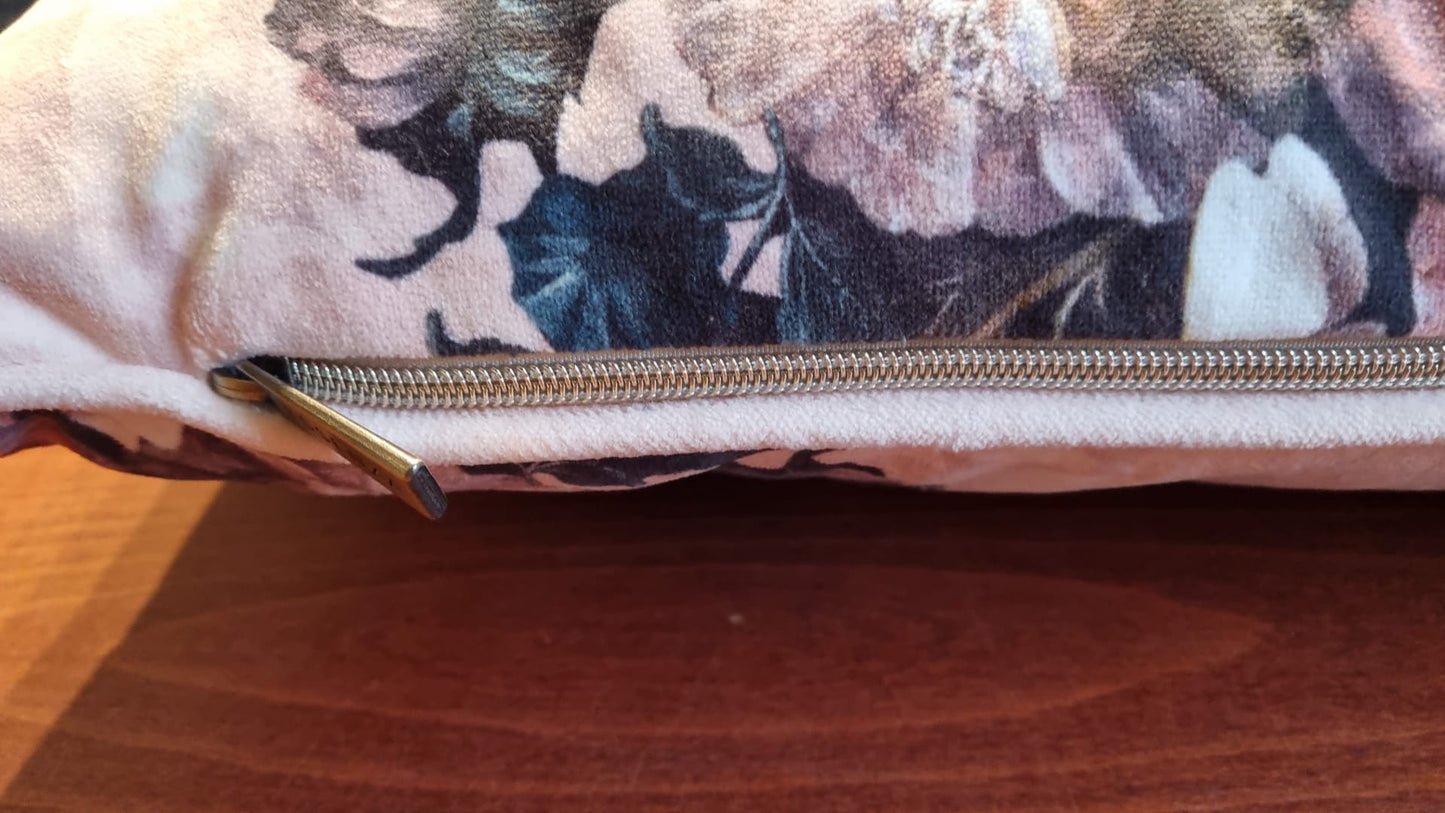 Essenza Karli Cushion Darling Pink 40x90cm sierkussen