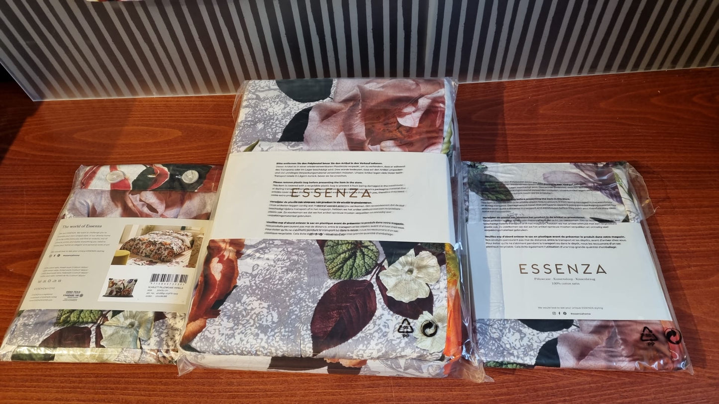 Essenza Scarlett Vanilla katoensatijn dekbedovertrek bloemen