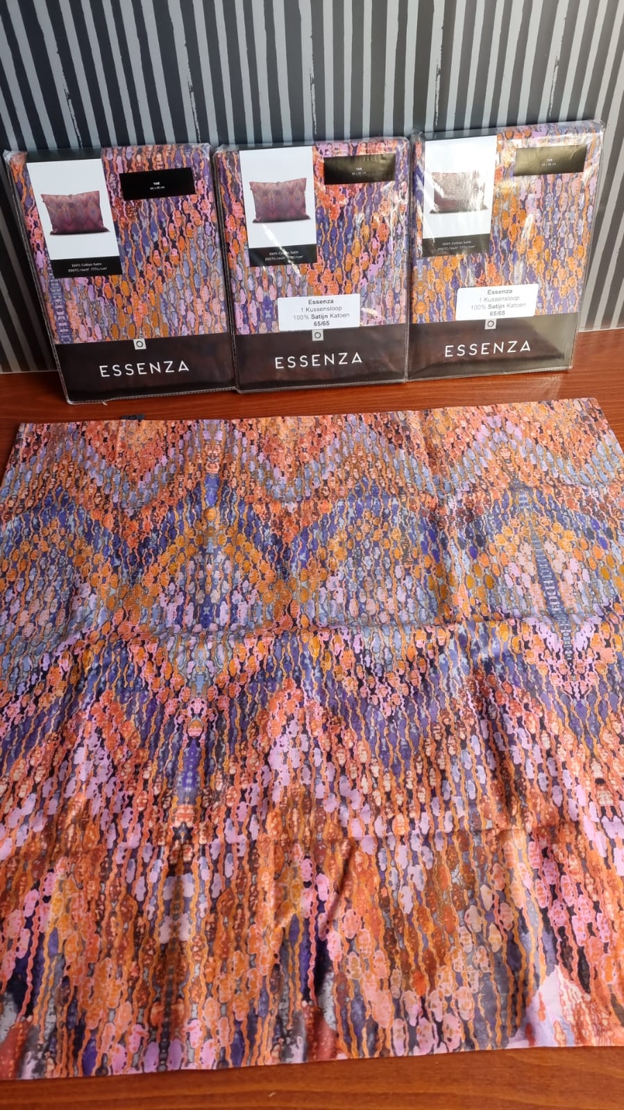 Essenza Fabienne Terra kusssensloop katoensatijn 200TC