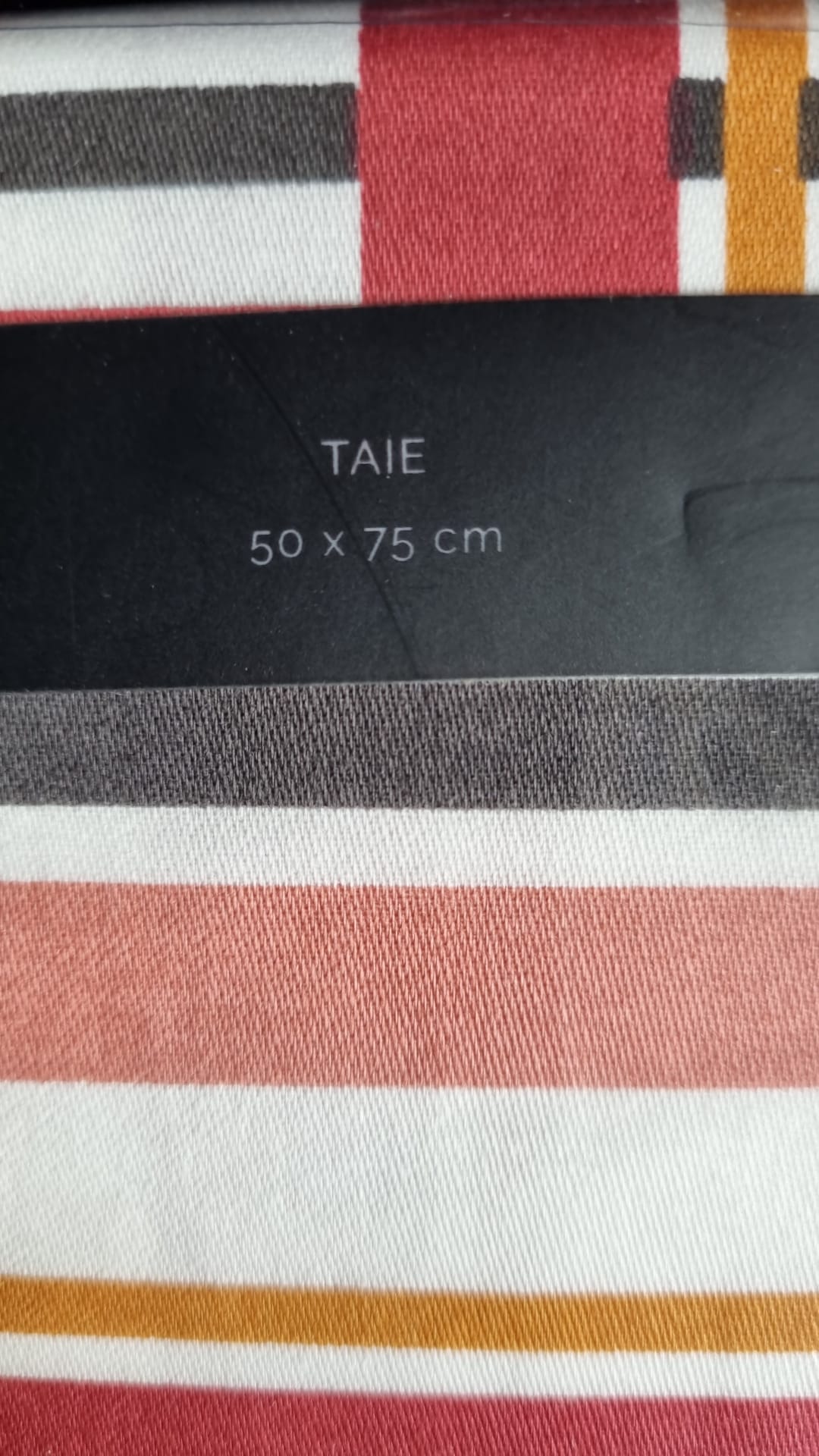 Essenza Evie Red/Offwhite kussenslopen katoensatijn 210TC