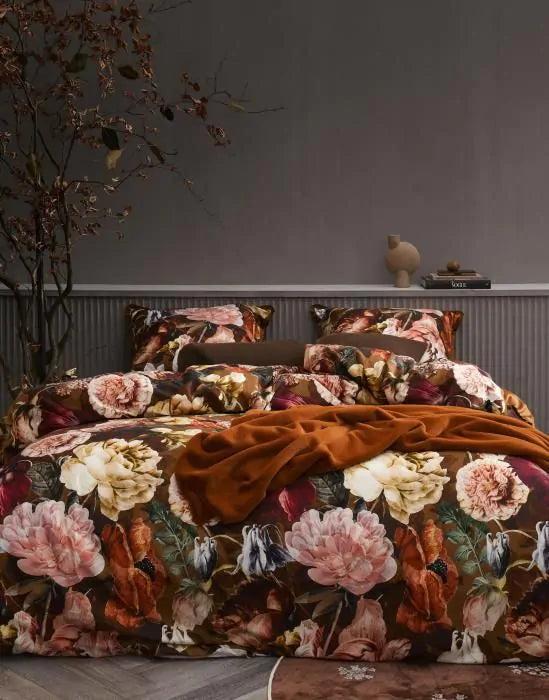 Essenza Claire Cinnamon katoensatijn dekbedovertrek bloemen