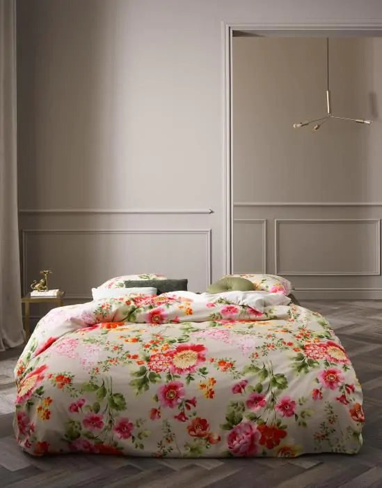 Essenza Claudi stone 215TC katoensatijn dekbedovertrek bloemen; La vie en Rose