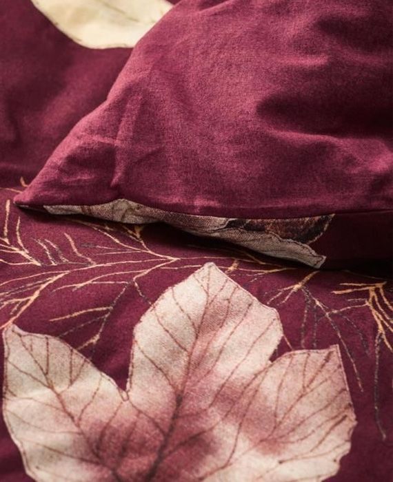Essenza Elin Wine Red flanel dekbedovertrek bladeren, leaves