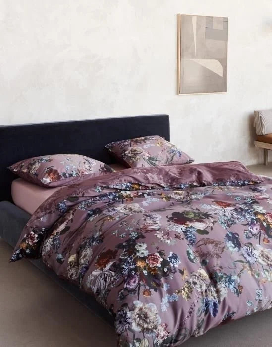 Essenza Isabelle Mauve dekbedovertrek 50% katoensatijn en 50% Lyocell 300TC