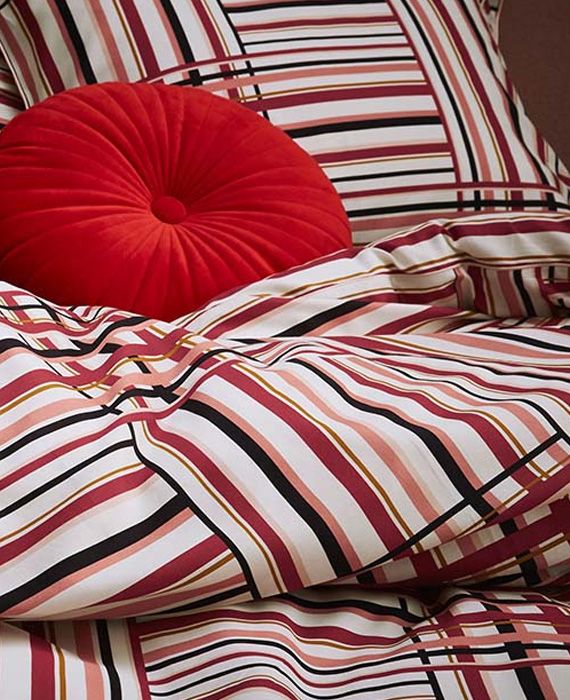 Essenza Evie Red/Offwhite kussenslopen katoensatijn 210TC