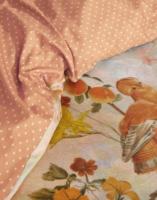 Essenza Keira rose pastel 215TC katoensatijn dekbedovertrek fruit en vogels