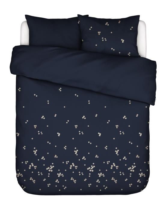 Essenza Leia Nightblue dekbedovertrek percale katoen 200TC geborduurde madeliefje, daisy