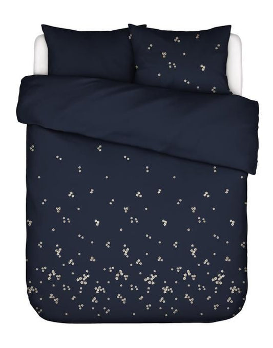 Essenza Leia Nightblue dekbedovertrek percale katoen 200TC geborduurde madeliefje, daisy