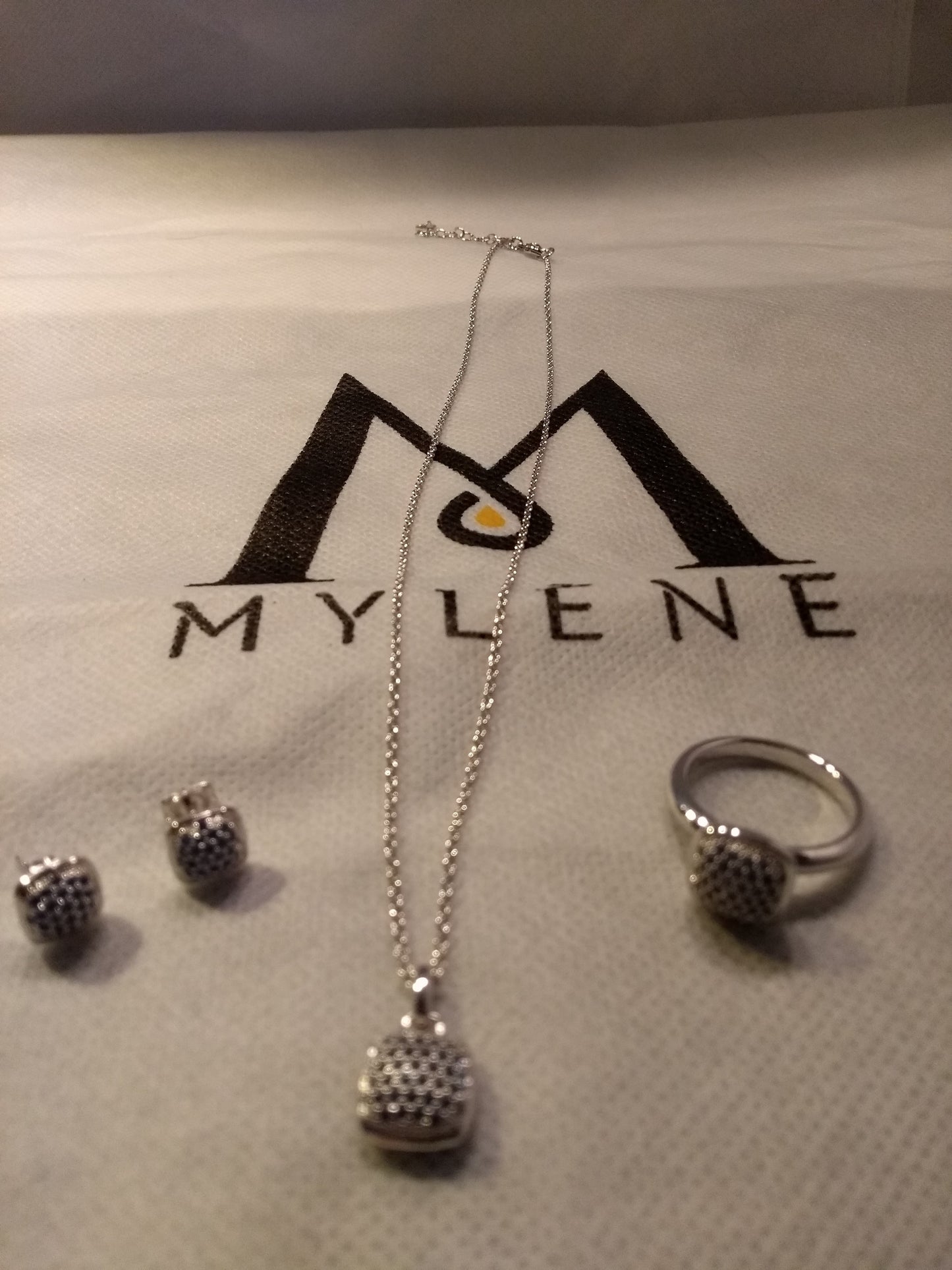 Mylene colorati sieraden zilver in pave blauw glas kettingen oorstuds setje