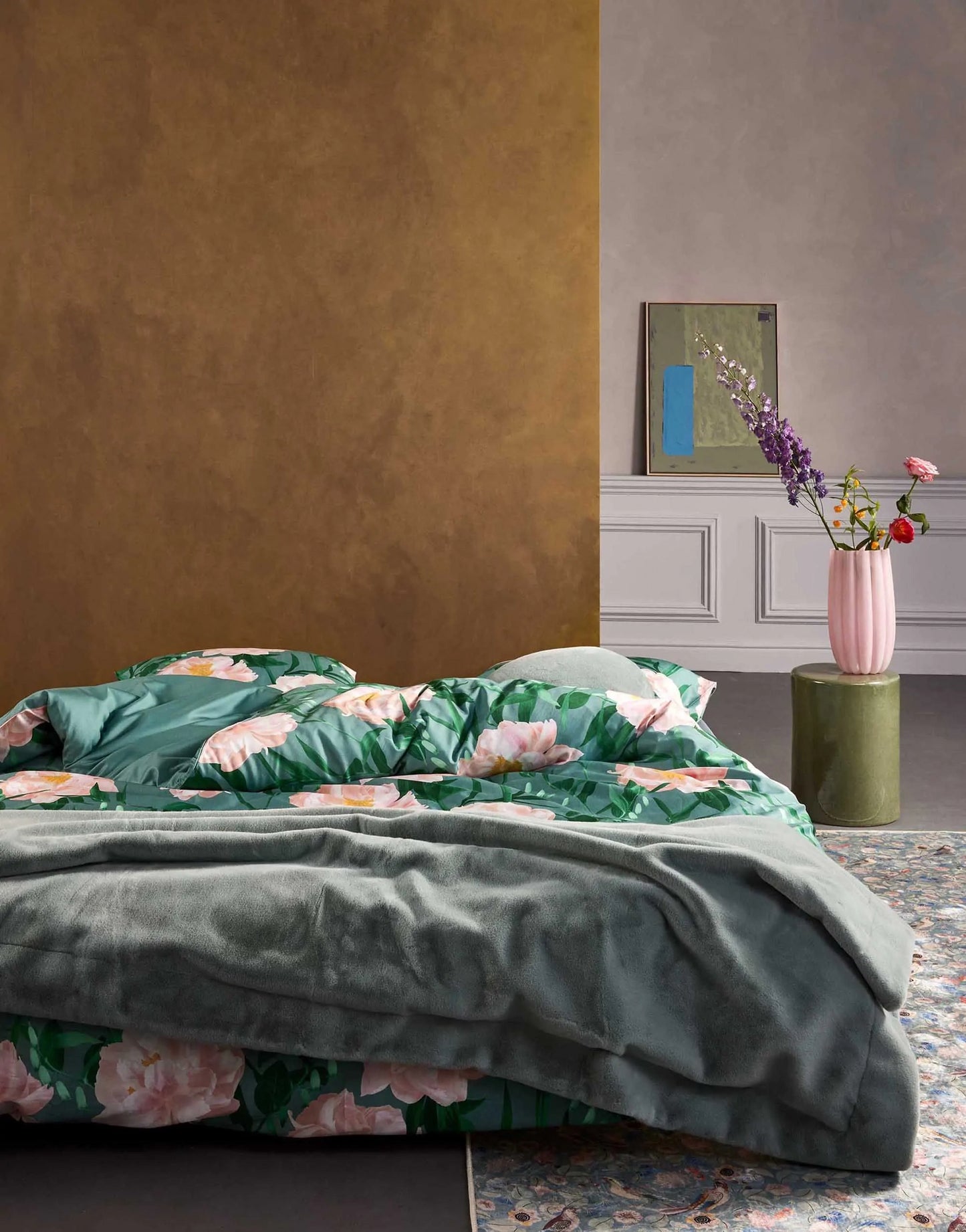 Essenza dorothea Soft teal 215TC katoensatijn dekbedovertrek pioenrozen