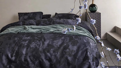 Essenza floor Nightblue dekbedovertrek katoensatijn 200TC