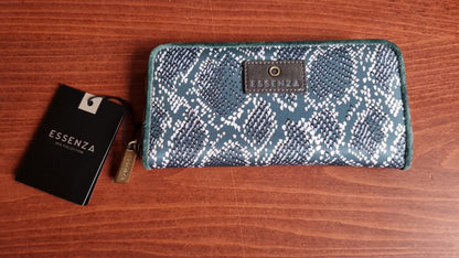 Essenza Tatum Solan Zipper Wallet Green