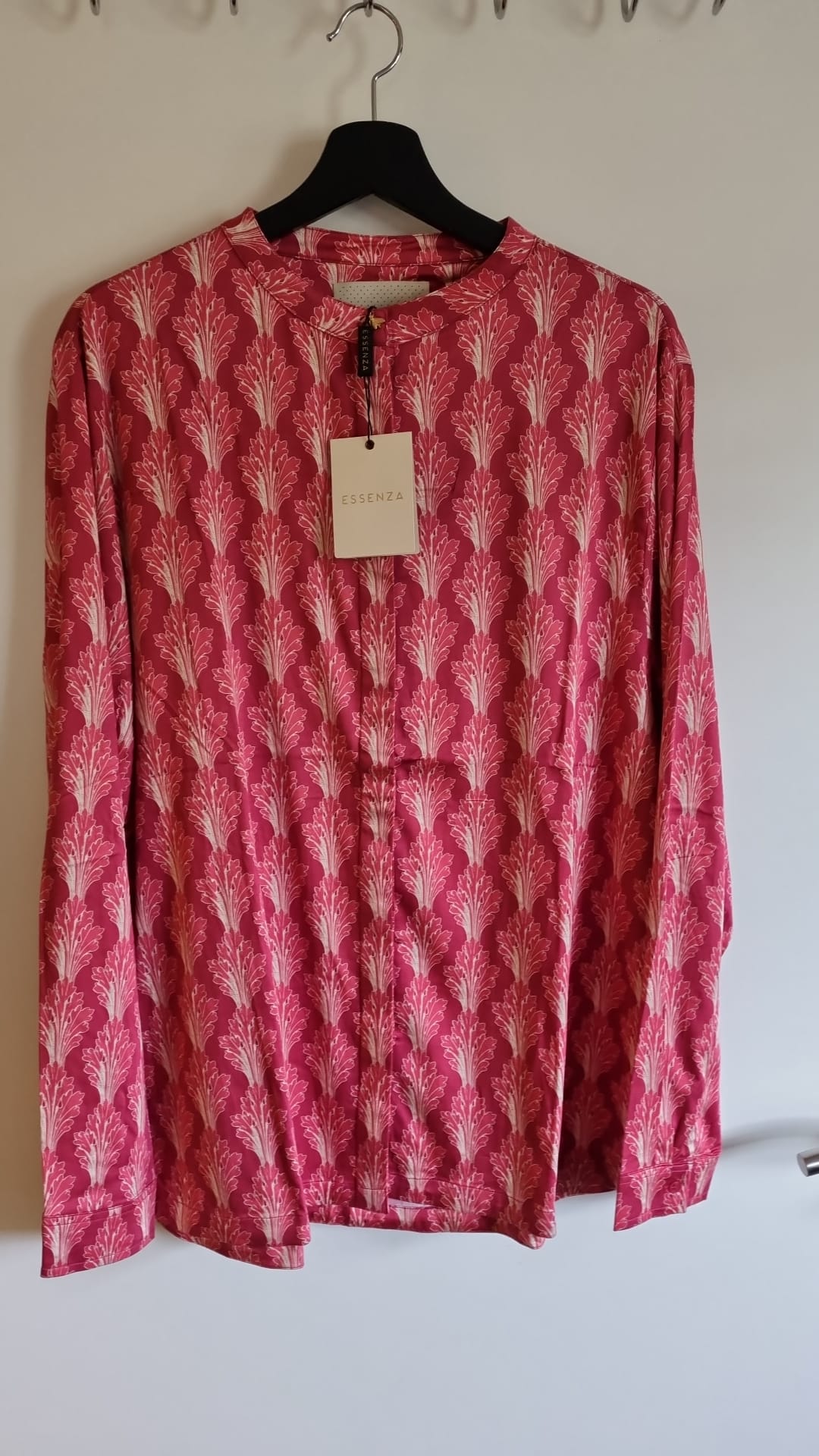 Essenza Marie Tesse Woven top long sleeve cherry red