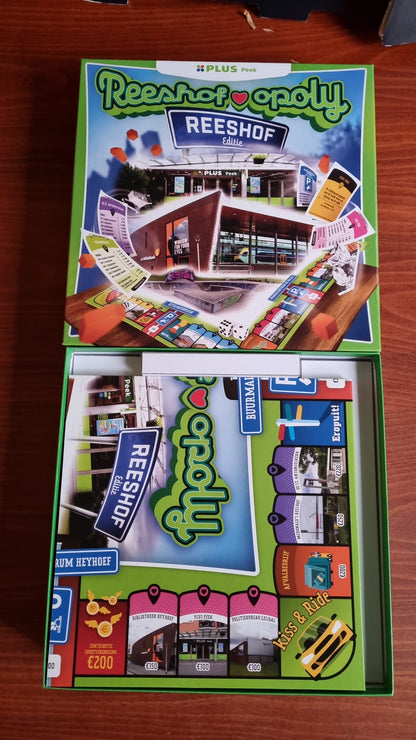 Monopolyspel van de Reeshof in Tilburg