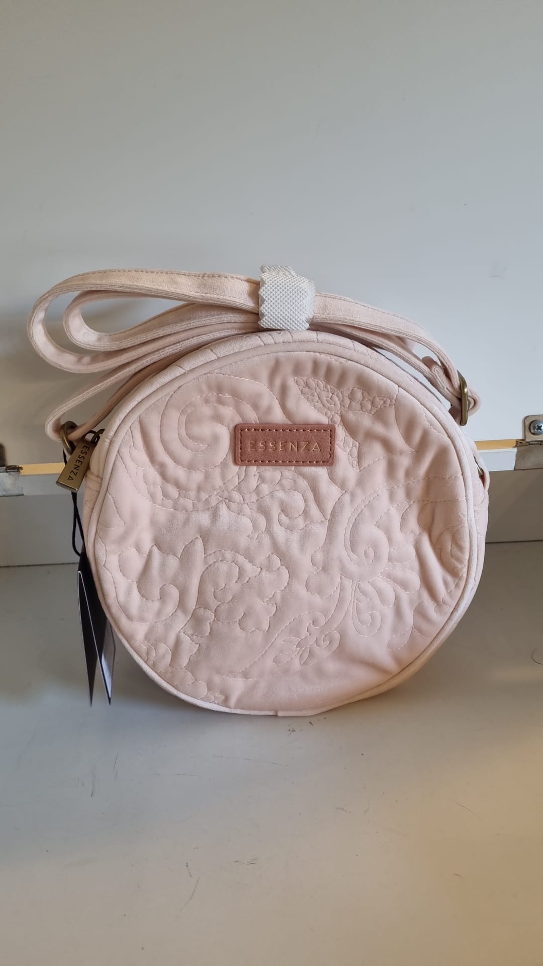 Essenza Reese Velvet Blush Schoudertas