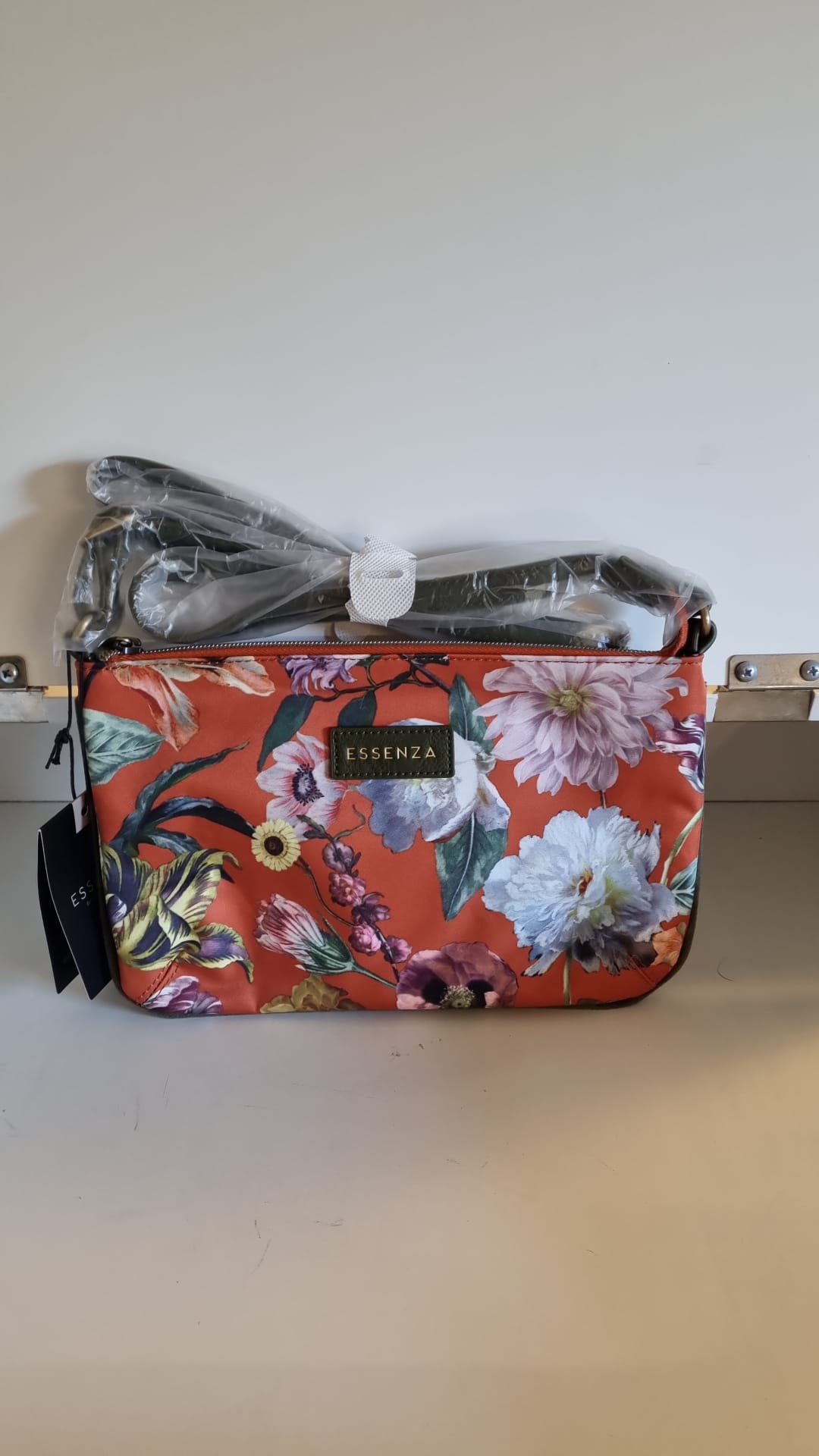 Essenza Paige Filou Shoulder Bag Caramel