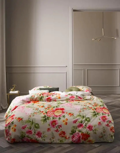 Essenza Claudi stone 215TC katoensatijn dekbedovertrek bloemen; La vie en Rose taupe
