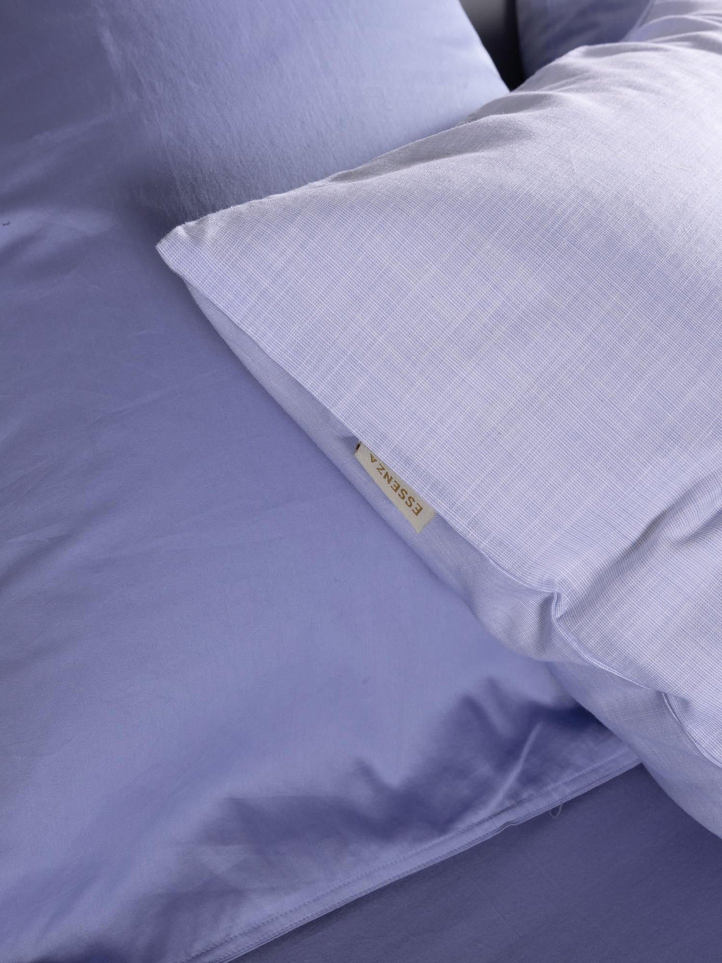 Essenza Jule Lavender Blue dekbedovertrek garengeverfd chambray katoen met linnenlook