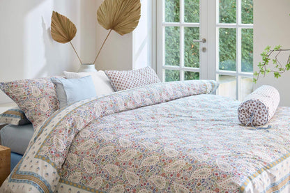 Pip Studio Kairi Bloom Light Blue 200TC percal katoen dekbedovertrek paisley