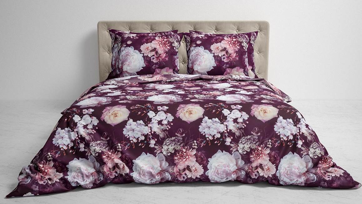 Heckett Lane Mina Plum flanel dekbedovertrekset bloemen, pioenrozen, hortensia's, lelies